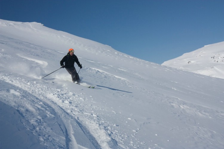  Heliski Riksgränsen 18 april 2009. Foto: Carl Lundberg