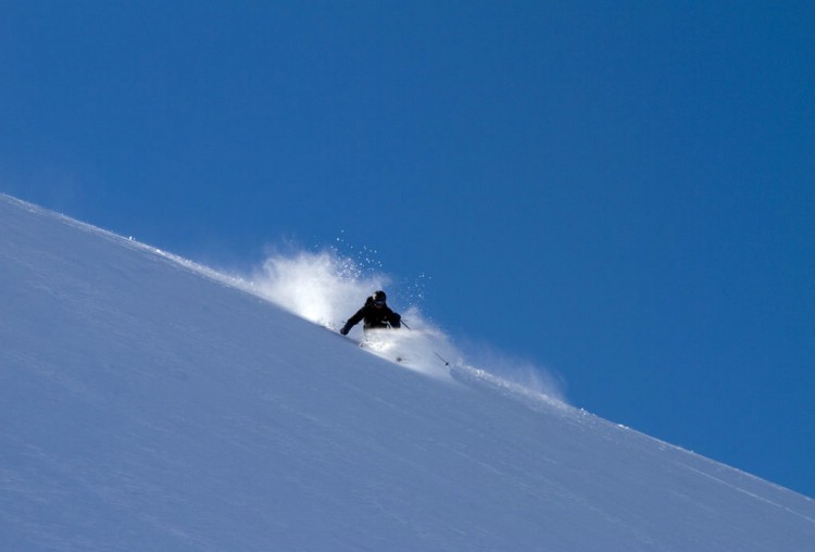 Freeride Skiing, Peter Ramani  23 April 2010. Photo: Andreas Bengtsson